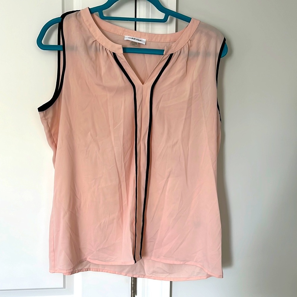 Calvin Klein Pink & Black Sleeveless Blouse // Size L // Worn Twice